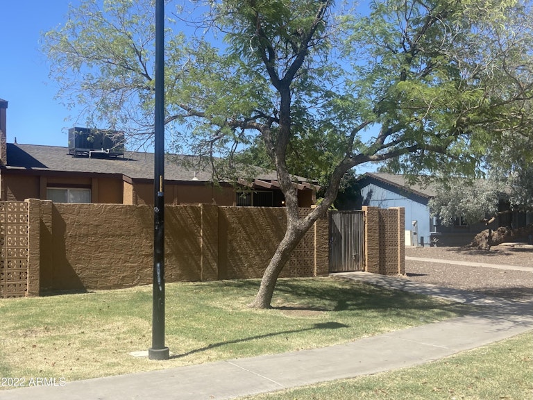 Photo 1 of 22 - 3646 N 67th Ave #82, Phoenix, AZ 85033