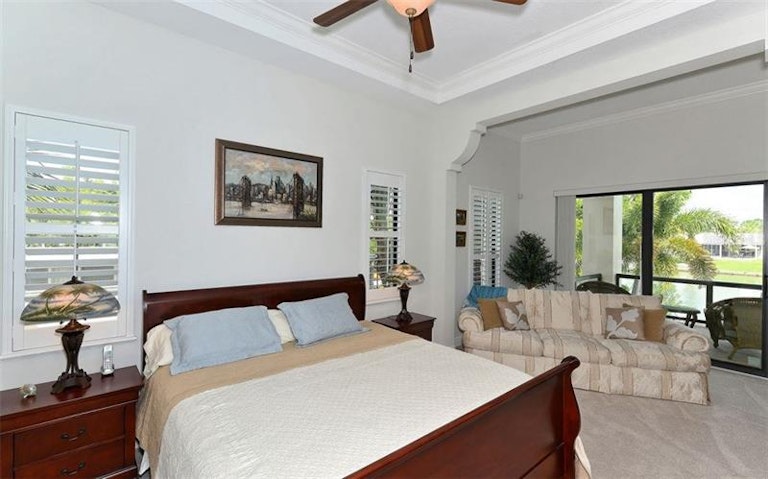 Photo 16 of 25 - 137 S Polk Dr, Sarasota, FL 34236