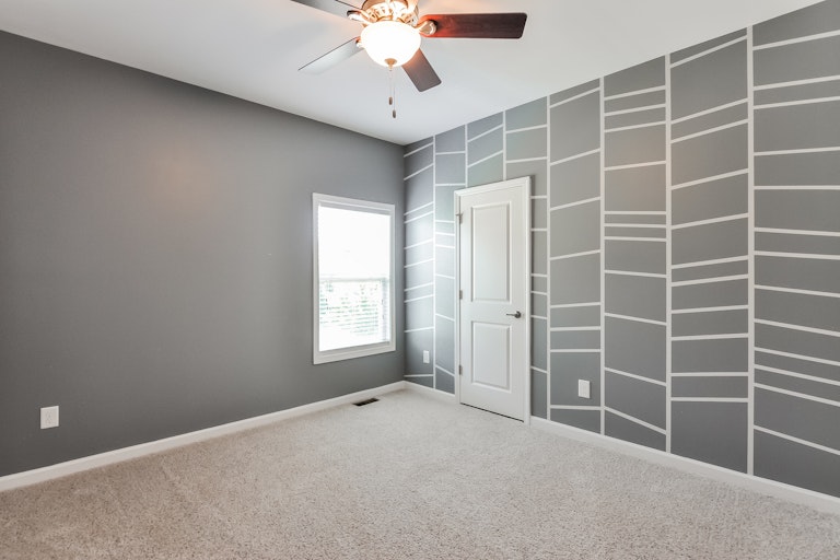Photo 15 of 25 - 24 Plum Ln, Clayton, NC 27527
