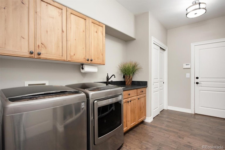 Photo 25 of 30 - 25 Blue Heron Dr, Thornton, CO 80241