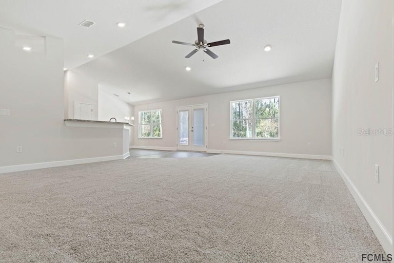 Photo 10 of 42 - 36 Riverdale Ln, Palm Coast, FL 32164