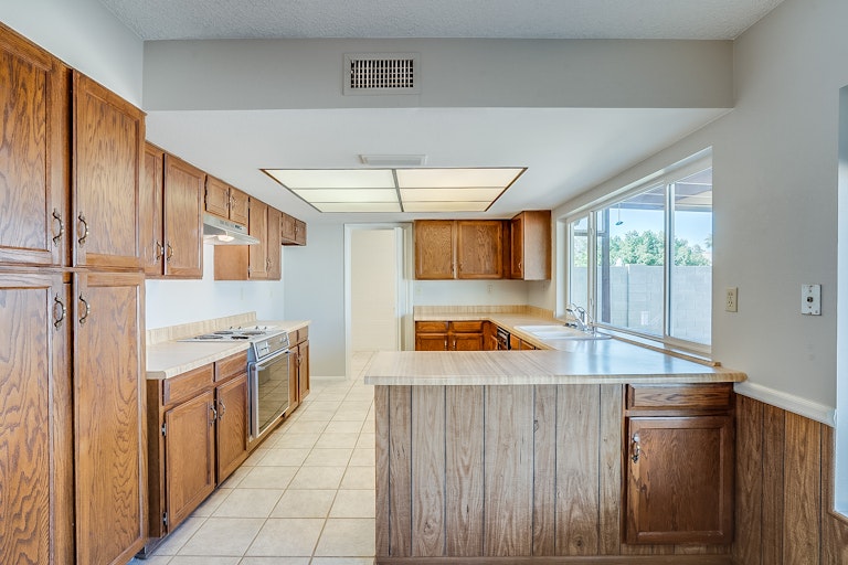 Photo 6 of 19 - 1810 S Palmer, Mesa, AZ 85210