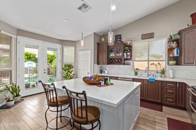 Photo 11 of 26 - 1720 E Redwood Pl, Chandler, AZ 85286