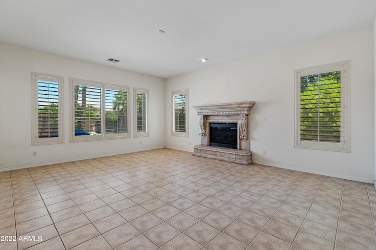 Photo 29 of 73 - 2517 S Constellation Way, Gilbert, AZ 85295