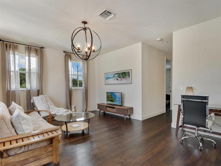 Photo 24 of 69 - 635 N Osprey Ave, Sarasota, FL 34236