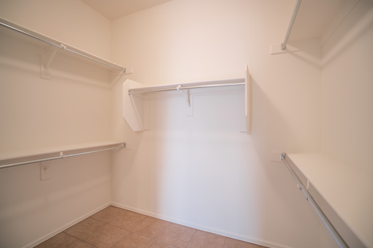 Photo 16 of 29 - 1740 W Twain Dr, Anthem, AZ 85086