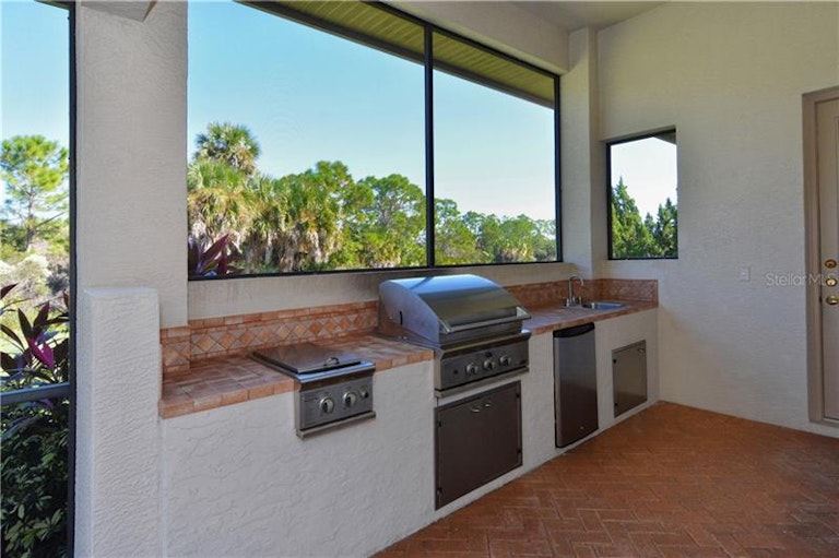 Photo 22 of 25 - 8897 Bloomfield Blvd, Sarasota, FL 34238