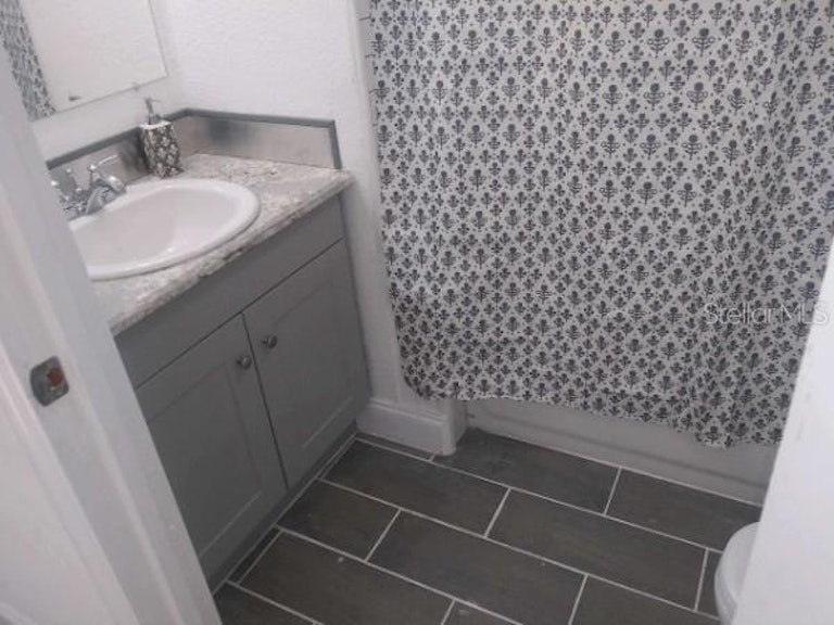 Photo 22 of 28 - 5832 10th St, Zephyrhills, FL 33542