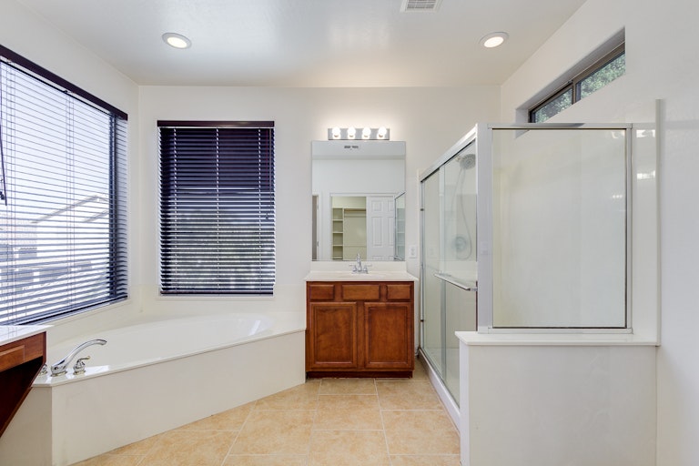 Photo 21 of 73 - 924 W Laurel Ave, Gilbert, AZ 85233