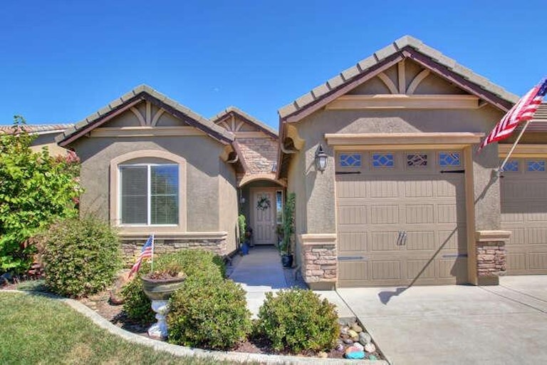 Photo 2 of 37 - 3469 Listan Way, Rancho Cordova, CA 95670