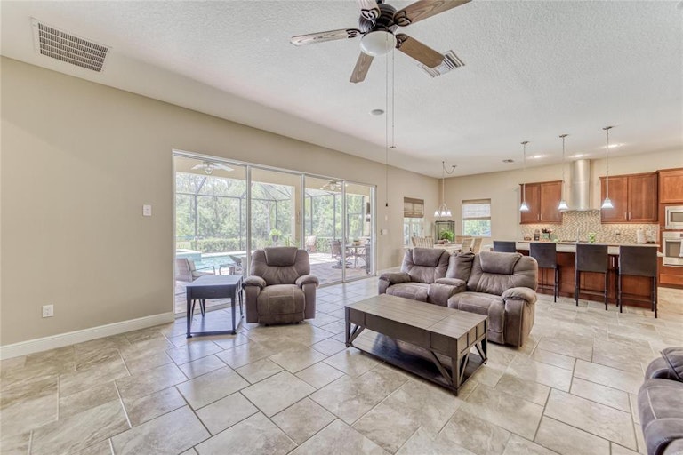 Photo 29 of 76 - 13809 Moonstone Canyon Dr, Riverview, FL 33579