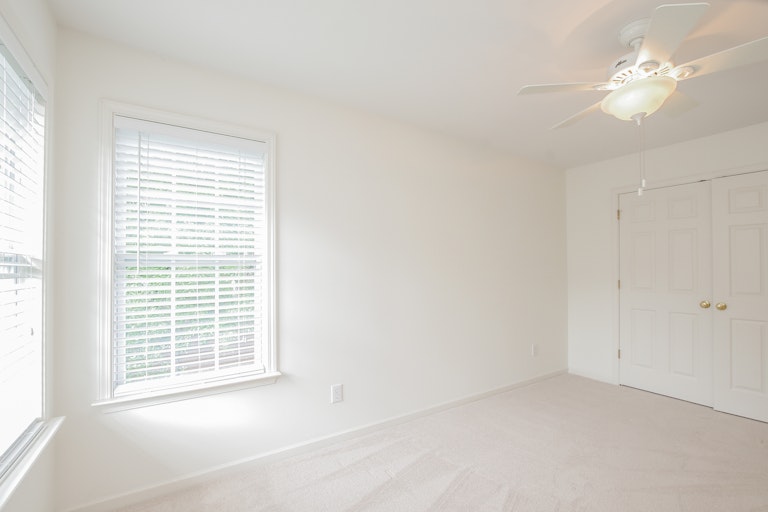 Photo 22 of 25 - 3329 Archdale Dr, Raleigh, NC 27614