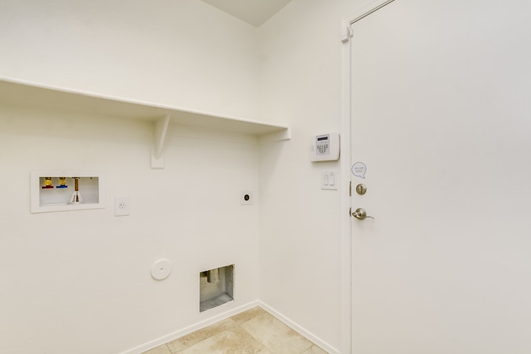 Photo 32 of 35 - 18549 W Vogel Ave, Goodyear, AZ 85338