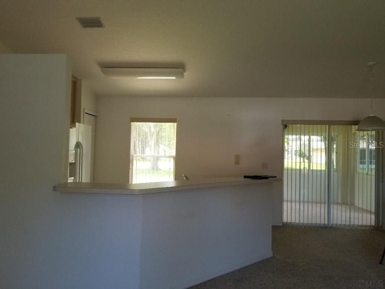 Photo 4 of 9 - 7 Brockton Ln, Palm Coast, FL 32137