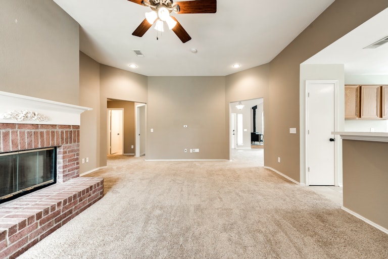 Photo 16 of 32 - 818 Forest Edge Ln, Wylie, TX 75098