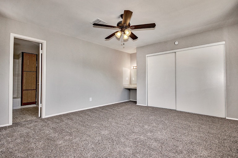 Photo 13 of 19 - 6977 W San Miguel Ave, Glendale, AZ 85303