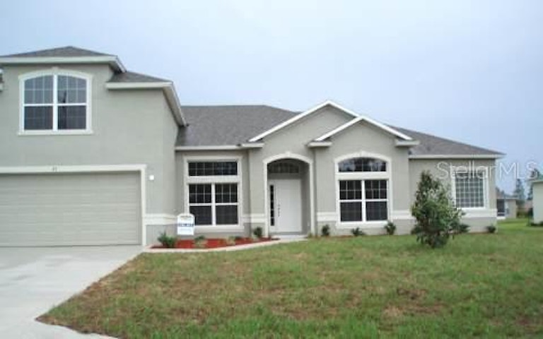Photo 1 of 1 - 35 Roxboro Dr, Palm Coast, FL 32164