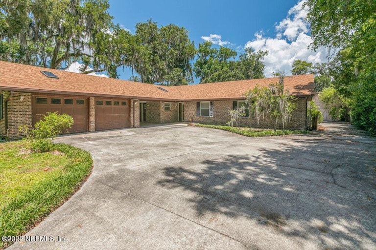 Photo 2 of 55 - 50 Harmony Hall Rd, Middleburg, FL 32068
