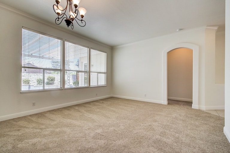 Photo 12 of 28 - 9405 Moondancer Cir, Roseville, CA 95747