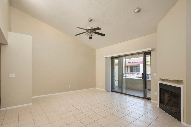 Photo 8 of 21 - 2935 N 68th St, Scottsdale, AZ 85251