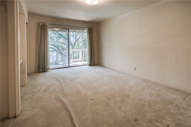 Photo 16 of 40 - 4905 Crestway Dr, Austin, TX 78731