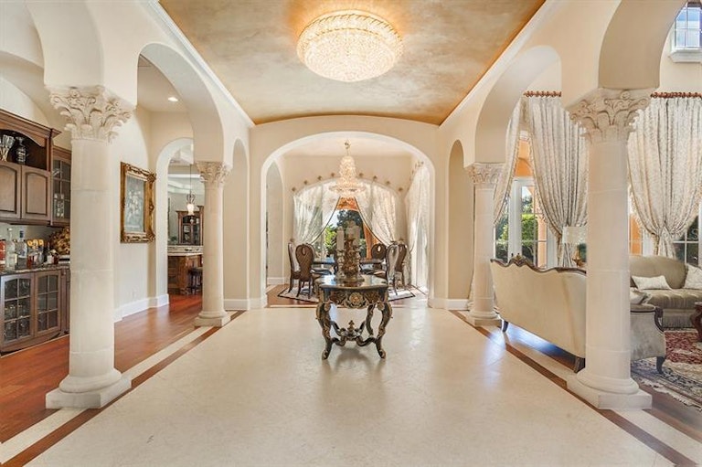 Photo 3 of 25 - 6235 Cypress Chase Dr, Windermere, FL 34786