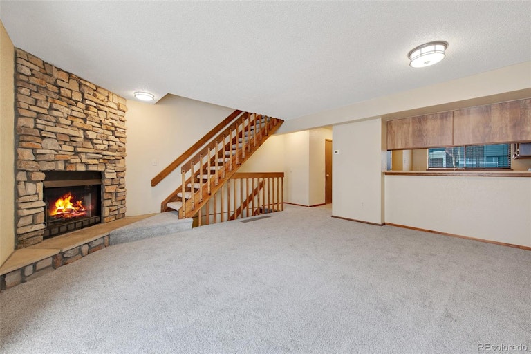 Photo 7 of 28 - 66 S Moline St, Aurora, CO 80012