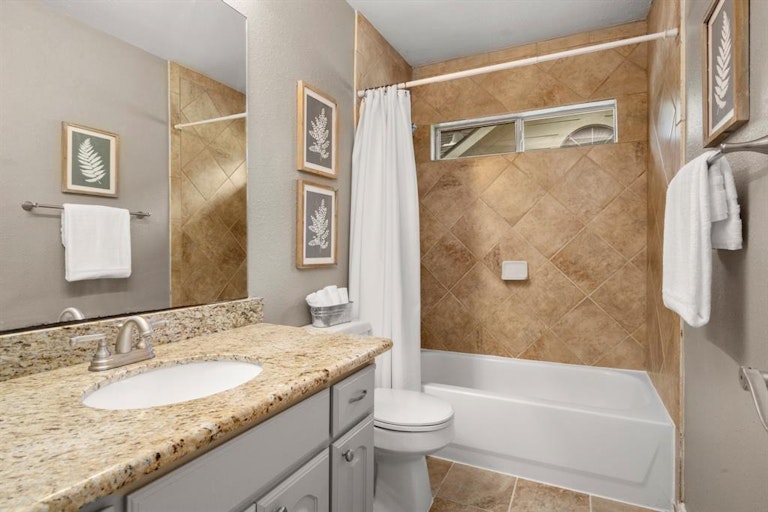Photo 26 of 31 - 19119 Canyon Vista Ct, Tomball, TX 77377