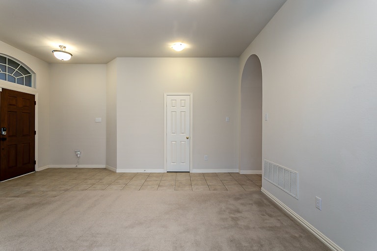 Photo 13 of 26 - 3609 Sutters Way, Flower Mound, TX 75022