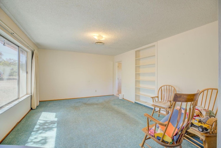 Photo 14 of 25 - 7085 Wells Ave, Loomis, CA 95650