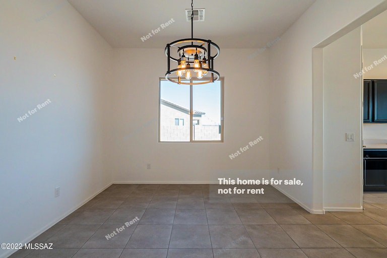 Photo 16 of 32 - 18195 S Still Lea Pl, Sahuarita, AZ 85629