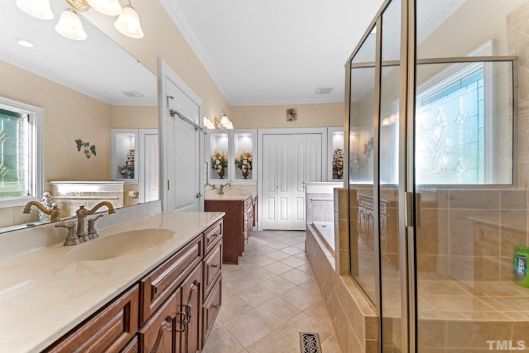 Photo 20 of 40 - 6103 Valentine St, Zebulon, NC 27597