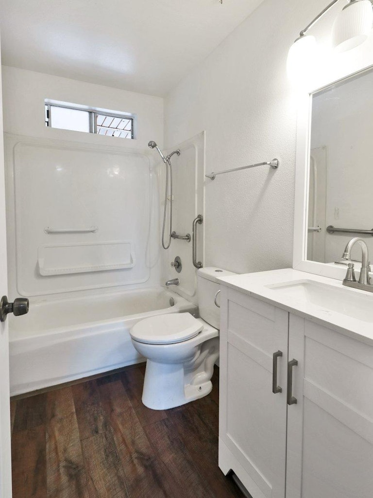 Photo 11 of 20 - 1832 18th St, Olivehurst, CA 95961