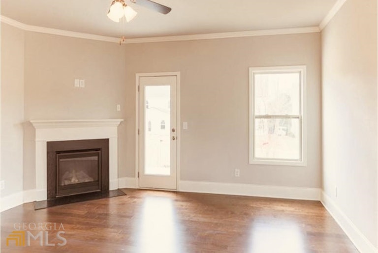 Photo 2 of 27 - 9927 Stretford Rd, Douglasville, GA 30135