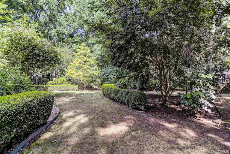 Photo 33 of 34 - 8608 Windjammer Dr, Raleigh, NC 27615