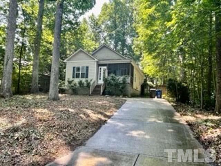 Photo 2 of 23 - 1617 Evergreen Ave, Raleigh, NC 27603