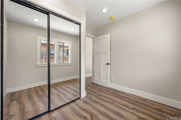 Photo 17 of 25 - 3321 W 27th St, Los Angeles, CA 90018