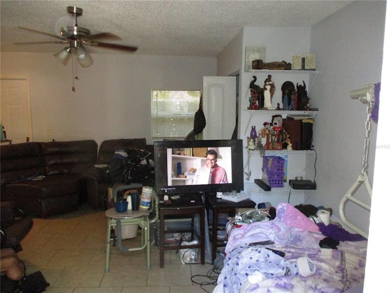 Photo 22 of 26 - 624 28th Ave S, Saint Petersburg, FL 33705