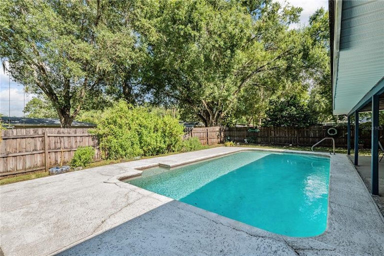 Photo 36 of 43 - 3828 Meridean Pl, Land O Lakes, FL 34639