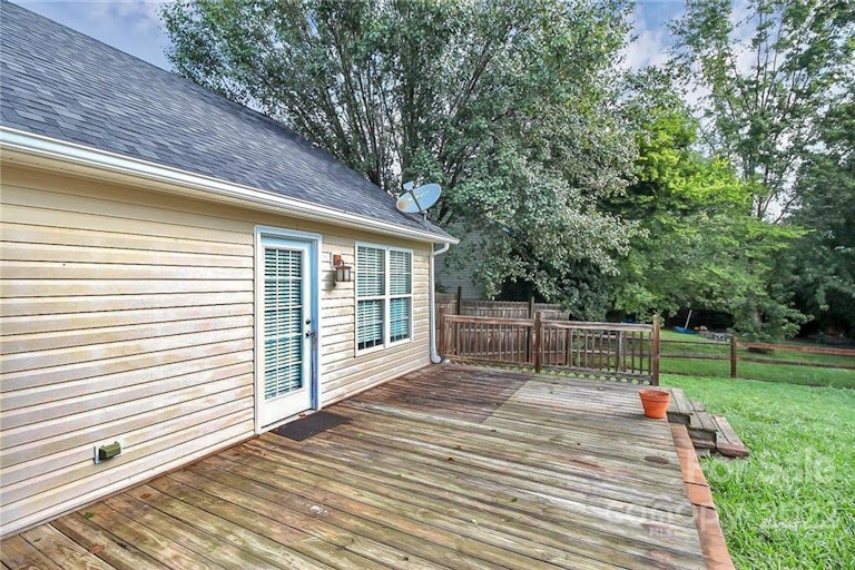 Photo 30 of 30 - 4621 Hampton Chase Dr SW, Concord, NC 28027