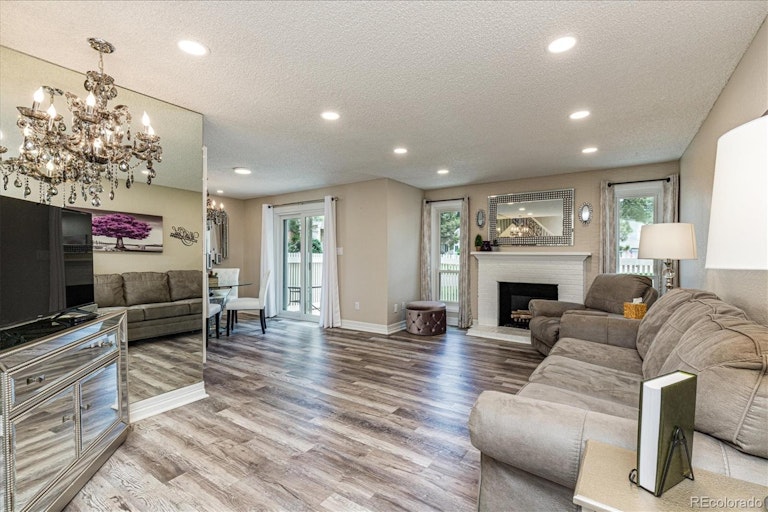 Photo 3 of 25 - 2754 S Kenton Ct, Aurora, CO 80014
