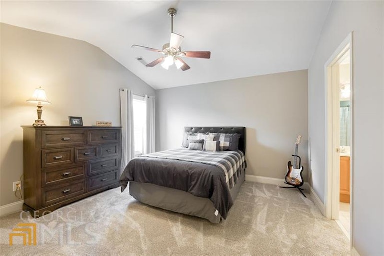 Photo 30 of 71 - 6021 Stillwater Pl, Flowery Branch, GA 30542