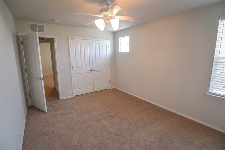 Photo 35 of 37 - 15964 Avenel Way, Fort Worth, TX 76177