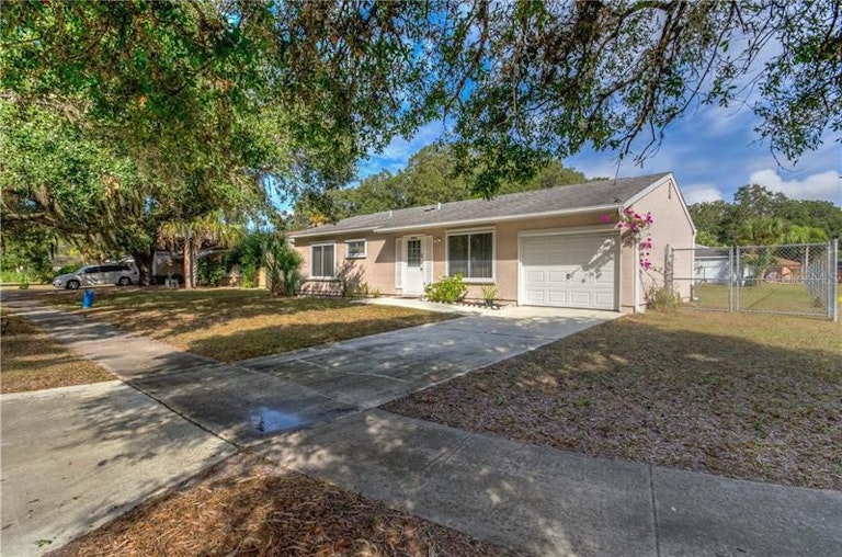 Photo 19 of 25 - 4614 McKibben Dr, North Port, FL 34287