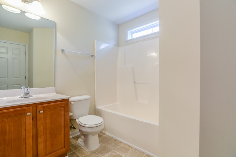 Photo 19 of 25 - 2913 Carriage Meadows Dr, Wake Forest, NC 27587