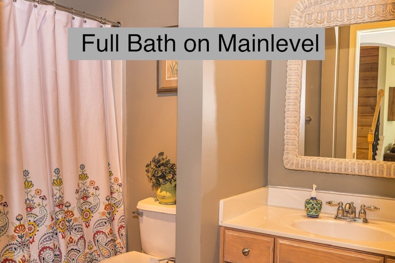 Photo 14 of 61 - 11 Rockridge Dr, Newnan, GA 30265