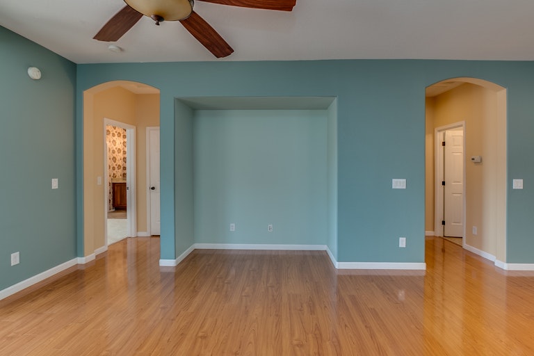 Photo 3 of 28 - 15133 W Aster Dr, Surprise, AZ 85379