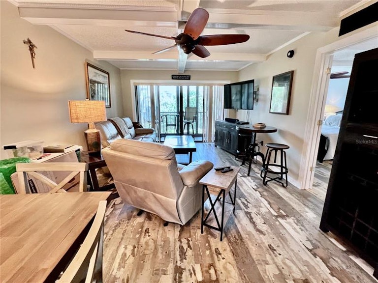 Photo 3 of 40 - 635 30th Ave W Unit F306, Bradenton, FL 34205