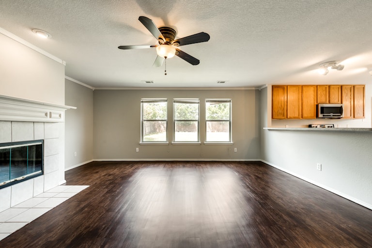 Photo 5 of 34 - 3602 Hawthorne Trl, Rockwall, TX 75032