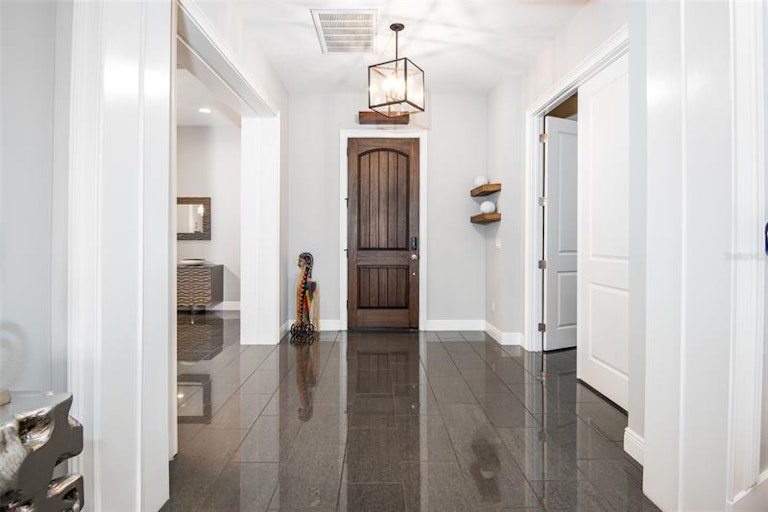 Photo 5 of 46 - 11757 Hampstead St, Windermere, FL 34786